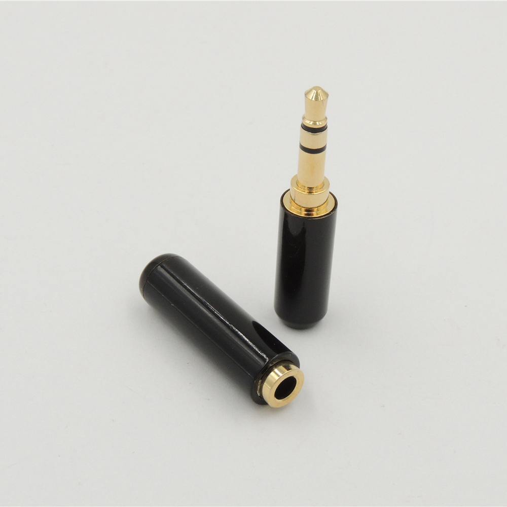 3.5mm stereo plug